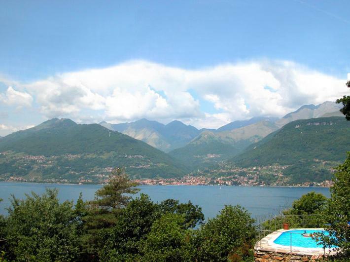 Villa Erica Con Piscina Privata Sul Lago Di Como Colico Exterior foto